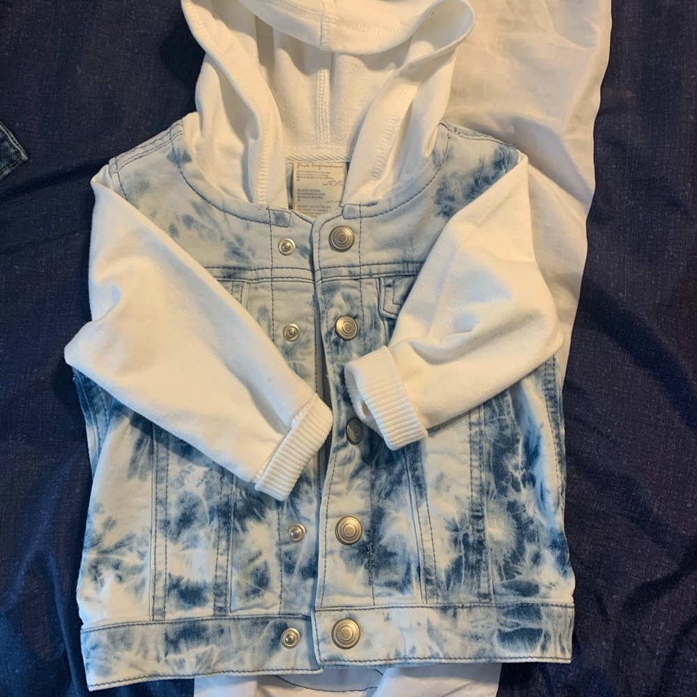 Kids hooded jean jacket